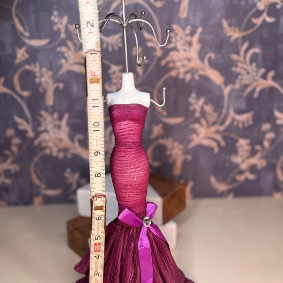 Vintage Necklace Holder with Strapless Gown with Purple Bow - Picture 11 of 12